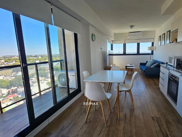 REMAX Total I