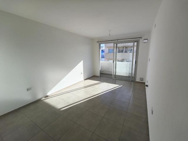 REMAX Ultra