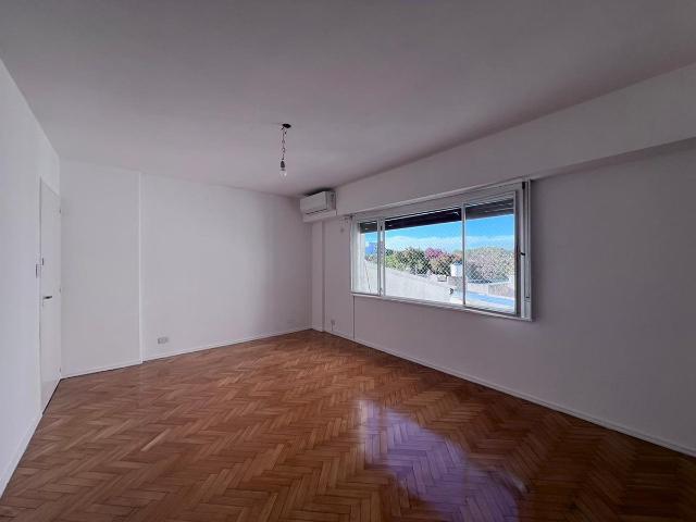 REMAX Uno