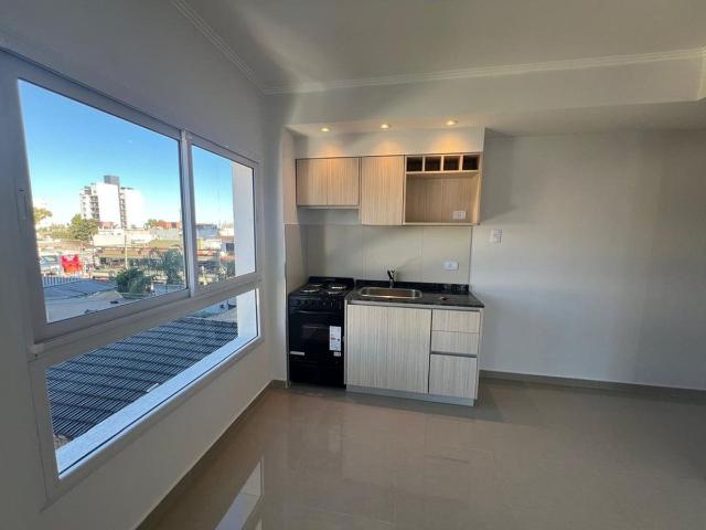 REMAX Uno