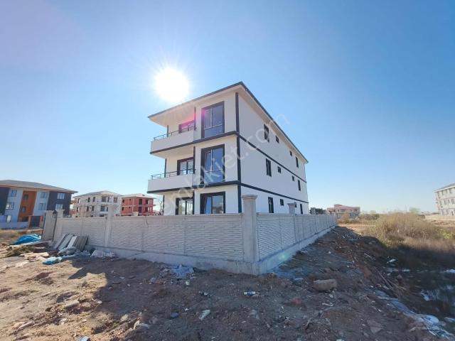 Remax Vira Özlem Şimşek'ten Limana Yakın Satılık Sıfır Daire