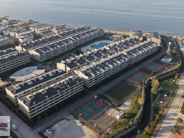 Remax Yalova Royal Blue Sitesi Bahçekatı Eşyalı 3+1 Daire