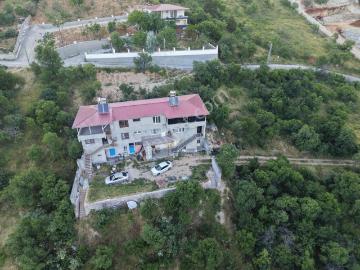 Remax Yeni Gayrimenkul'den Tömekte Eşyalı Kiralık Bağ Evi