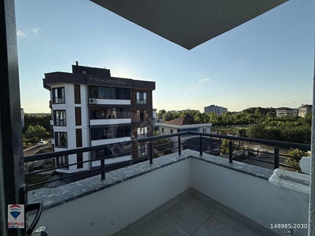REMAX YUSUF ERALP TERME FENK MAHALLESİ SATILIK SIFIR 2+1