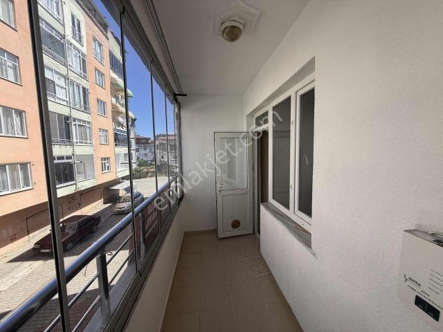 Remax Yusuf Eralp'ten | Çay Mahallesi 3+1 Kiralık | Arakat