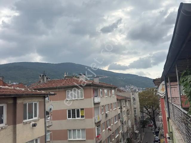 Remax Advantage'dan Bursa'nın Kalbinde Fırsat Daire