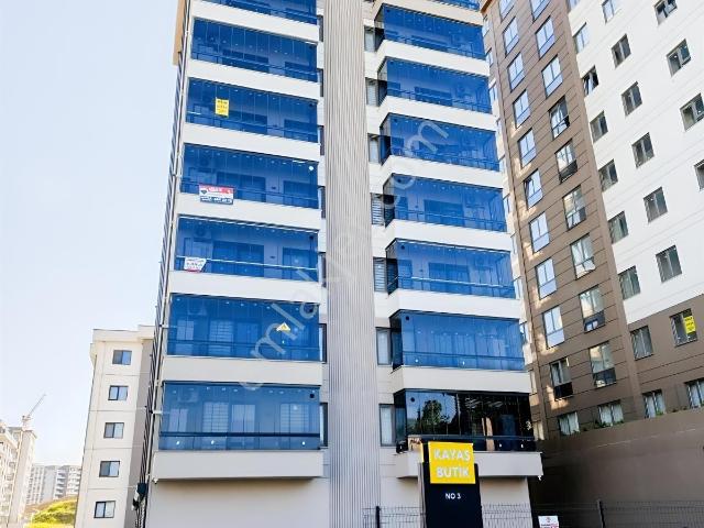 Remax Advantage'den Hasanağa'da 1+1 Sıfır Eşyalı Daire