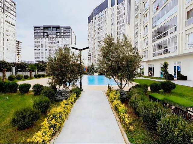 Remaxadvantage'den Satılık Altınşehir/shu03 Havuz Manzara Daire