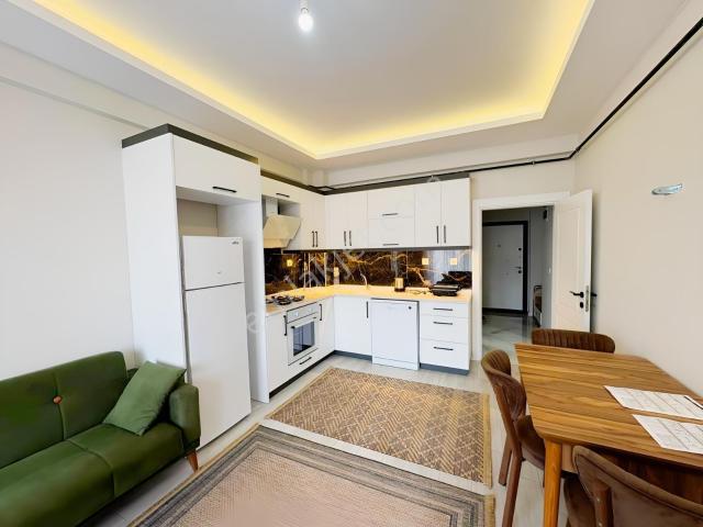 Remax Advantege'den Kurşunluda Denize Yürüme Uzaklığında 1+1