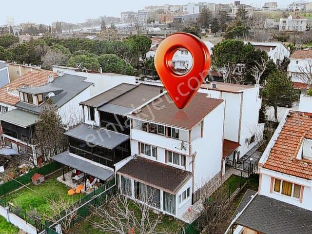 Remax Akın Seyhan Dan Basınkent 3 Te Triplex Fırsat Villa