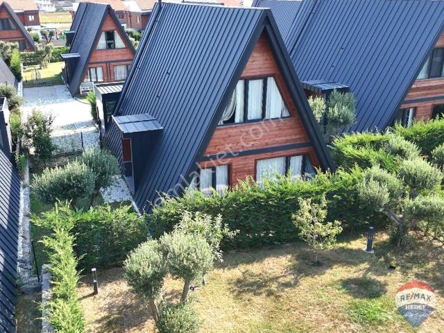 Remax Akın Seyhan Dan Satılık A frame Mimari Dubleks Villa