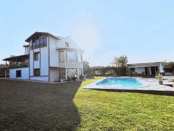 Remax Akın Seyhan Doğa İle İç İçe Fırsat 5+3 Villa