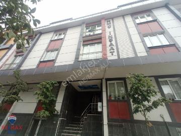 Remax Âlâ Gayrimenkul'den Arnavutköy'de Kiralık Daire