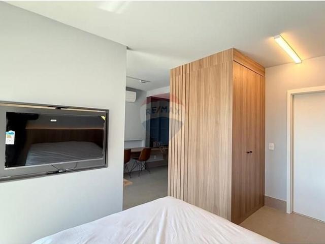 RE/MAX Aluga Apartamento no MM 536 Cambuí 1 Dormitório 1ª Locação R$ 5.000,00