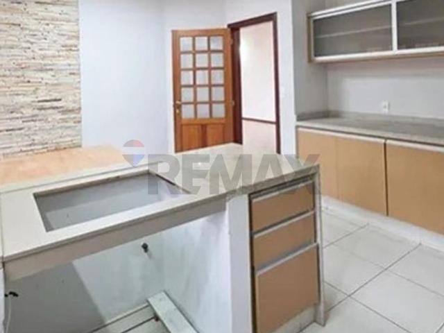 REMAX Aluga casa 5 dormitórios sendo 3 suítes, Jardim das Paineiras, Campinas/SP