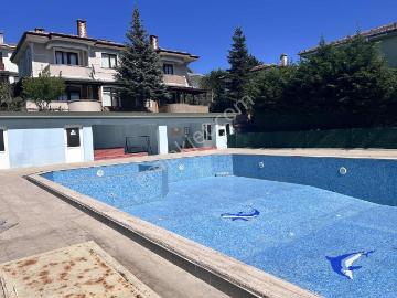 Remax Anka'dan Pınar Evlerinde 3+1 Kiralık İkiz Villa
