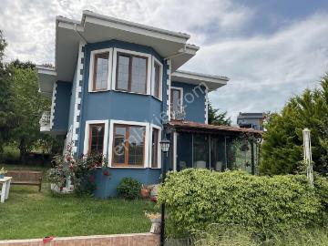 Remax Anka'dan Site İçerisinde 3+1 Müstakil Satılık Villa