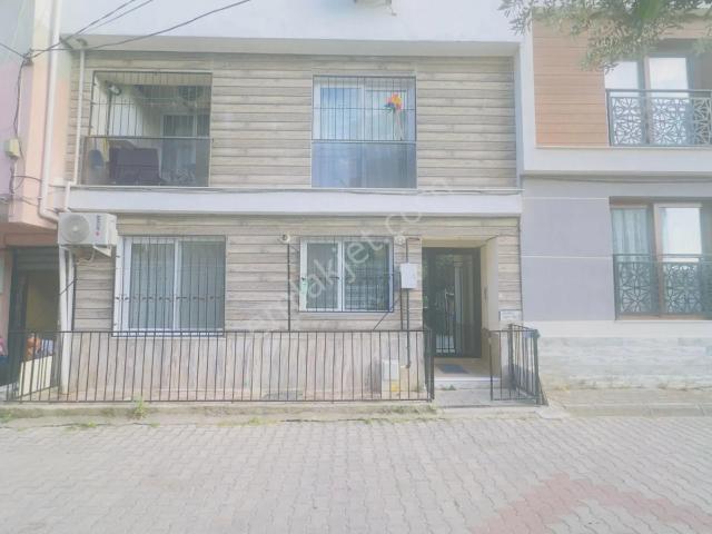 Remax Arma'dan İzmir Buca Çamlıkule Metro Yakını Satılık