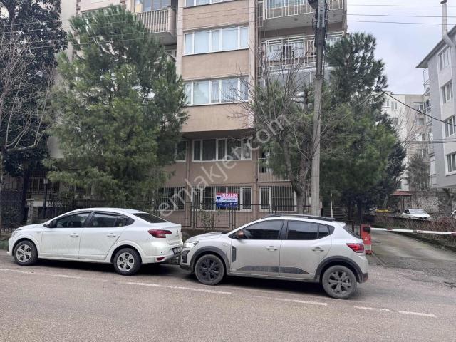 Remax Area Dan Cadde Üzeri Kiralık 2+1 Daire/ofis