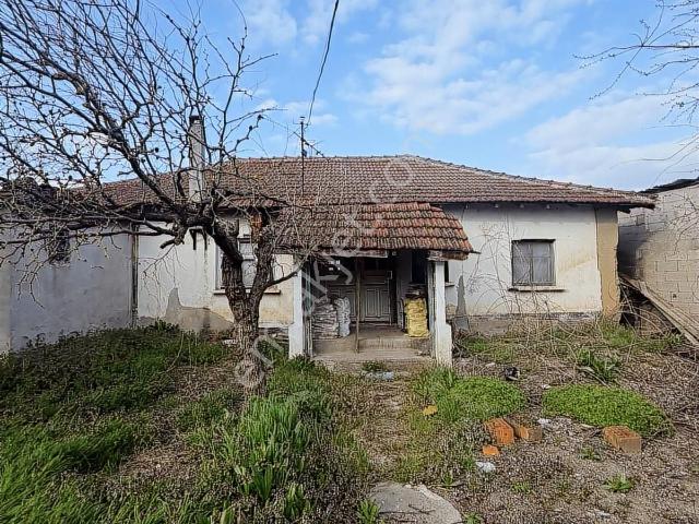 Re/max Area'dan Doğancı'da 720m² Yatırımlık Müstakil Ev!