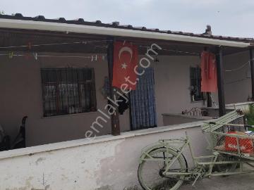 Re/max Ay'dan Sakarya Akyazı Ömercikler Mh Müstakil Ev Ve Arsası