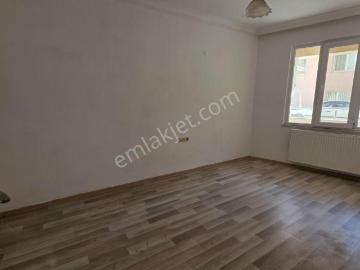 Remax Canbek Tarba Hamdibey Mahallesi Lale Sokak Satılık 2+1