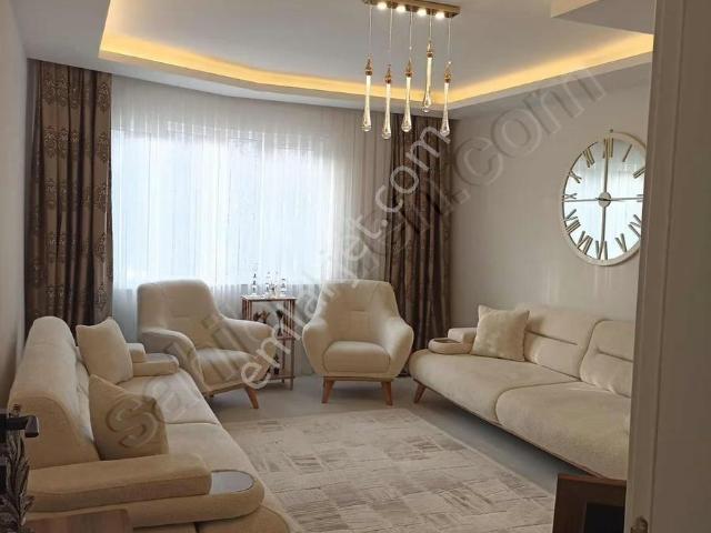 Remax Cental'dan Merkezi Konumda Satılık 2+1 Yerden Isıtma Daire