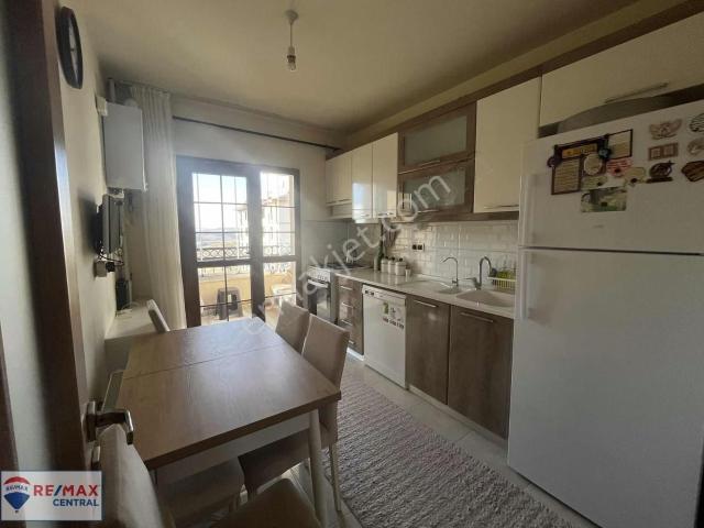 Remax Central`den Danışment Tokide Acil Satılık 3+1 Daire