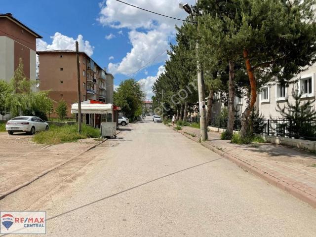 Re/max Central'dan Aydoğan Mah. Arakat 2+1 Satılık