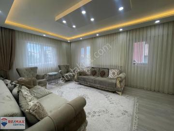 Re/max Central'dan Aksu Kenarında 3+1 Geniş Satılık Daire