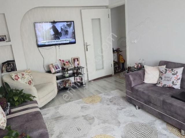 Re/max Central'dan Cuma Pazarı Civarı Yapılı Daire