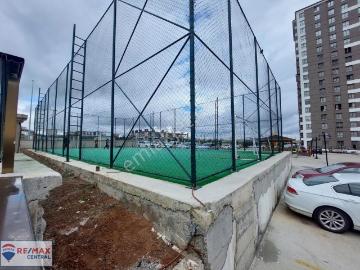 Remax Central'dan Dörtmevsim Sitesinde 3,5+1 Lüks Satılık Daire