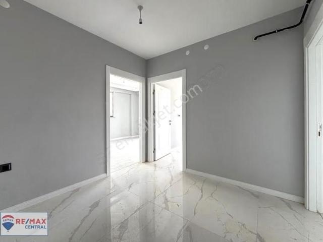 Remax Centraldan Eğriköprü'de Sıfır.güney.cephe.arakat 3+1 Daire