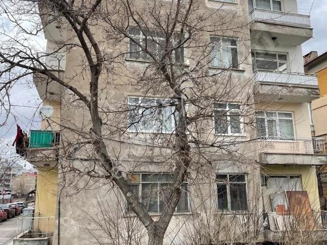 Re/max Central'dan Gülyurt Mah. Güney Cepheli 2+1 Satılık Daire