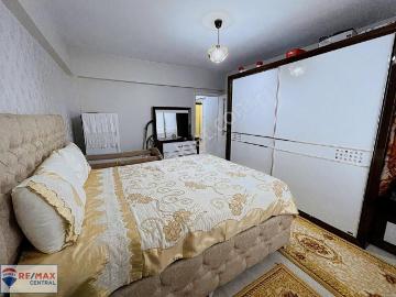 Re/max Central'dan Paşabey Mah.'de 2+1 Bakımlı satılık Daire