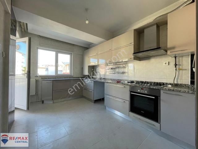 Re/max Central'dan Selçuklu Mah. Güneybatı Cepheli Satılık 3+1