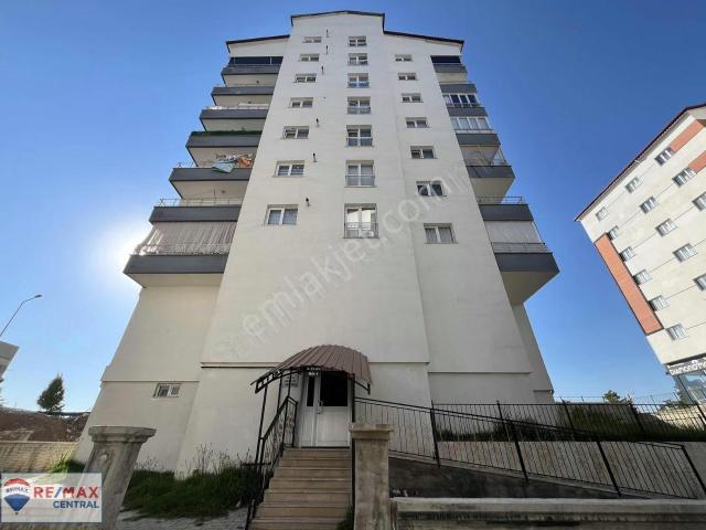 Remax Centralden Şeyhşamil'de Satılık 5yıllık 3+1