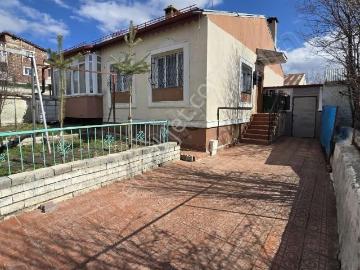 Re/max Central'den Karşıyakada Müstakil Ev