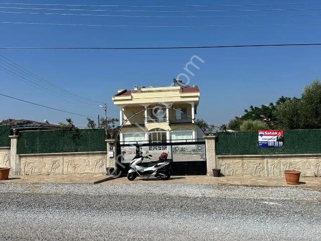 Re/max Cool'dan Satılık Lüks Vılla