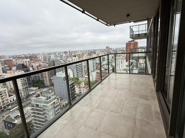 REMAX Crea