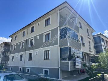 Remax Dem'den Ergenekon Mahallesinde 3+1 Ara Kat Kiralık Daire