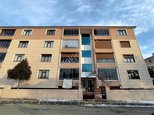 Remax Dem'den Fatih Mahallesi'nde Satılık 3+1 Fırsat Daire