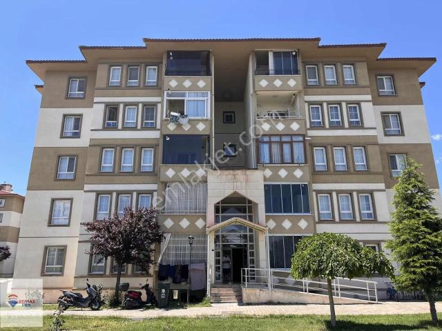 Remax Dem'den Kavakyolu Tokide 3+1 Satılık Daire