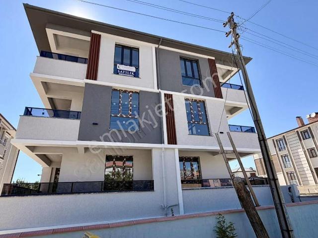 Remax Dem'den Kazim Karabekir Mah. 2+1 Ara Kat Fırsat Daire