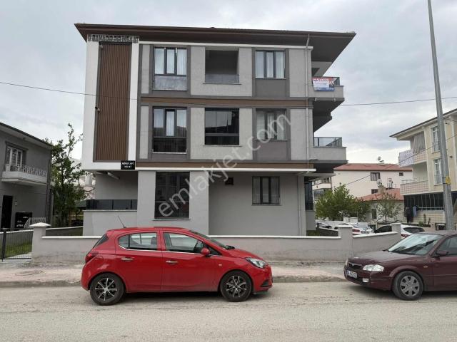 Remax Dem'den Halitpaşa Mah. Fırsat Satılık Kiracılı 1+1 Daire