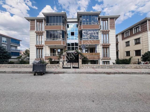 Remax Dem'den Mimarsinan Mah. Satılık 3+1 Satılık Kiracılı Daire
