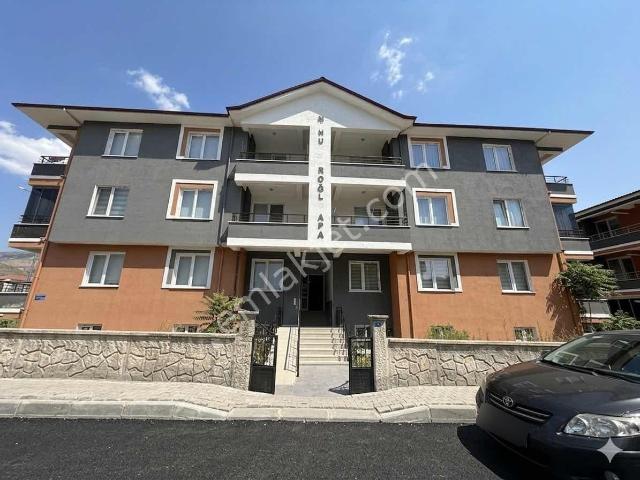 Remax Dem'den Yunus Emre Mahallesinde Satılık 3+1 Daire