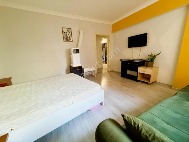 Remax Desıgn Çark Caddesinde Merkezi Konumda Kiralık Apart