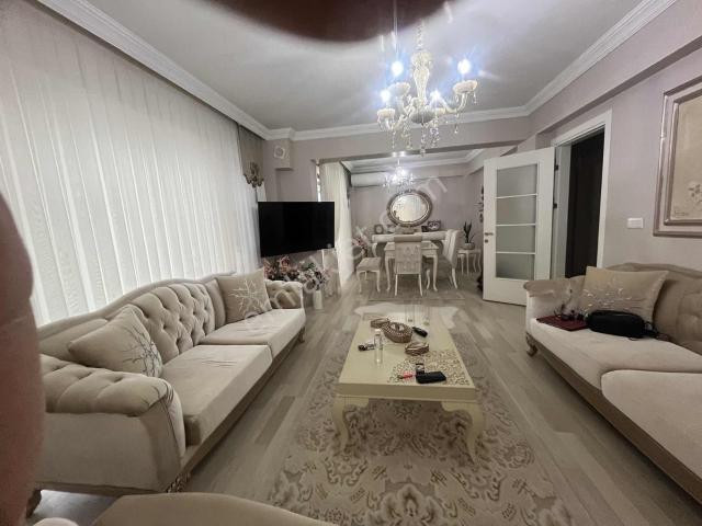 Remax Desıgn Satılık 5+1 Daire