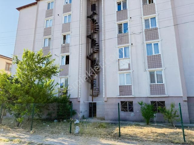 Remax Desıgn Tekeler Çağlayan Bloklarında 2+1 Satılık Daire